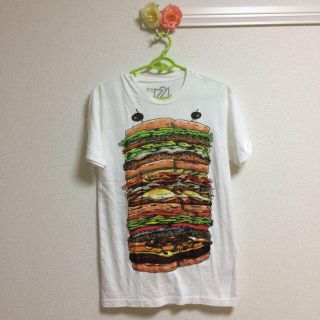 フォーエバートゥエンティーワン(FOREVER 21)のハンバーガー♡Tシャツ(Tシャツ(半袖/袖なし))