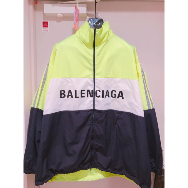 1回着 2019年6月購入 21万 BALENCIAGA トラックジャケットのサムネイル