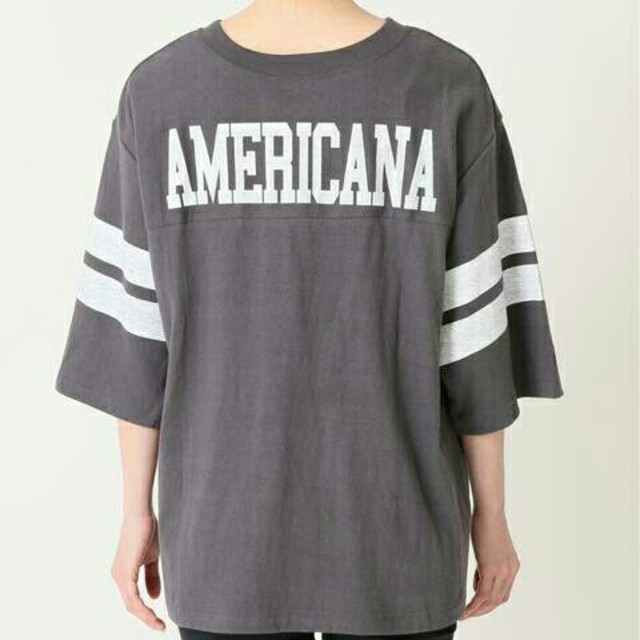 AMERICANA(アメリカーナ)の【AMERICANA 】ボーイフレンドフットボールTEE★ レディースのトップス(Tシャツ(長袖/七分))の商品写真