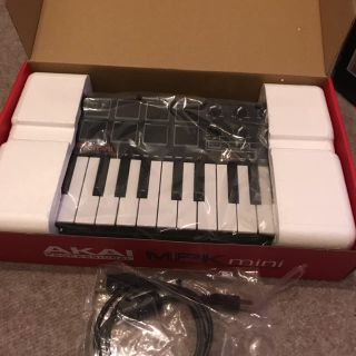 新古品 AKAI MPK mini MK2(MIDIコントローラー)