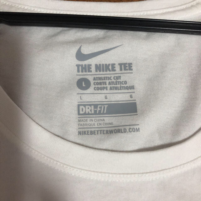 NIKE(ナイキ)のナイキレディースＴシャツ レディースのトップス(Tシャツ(半袖/袖なし))の商品写真