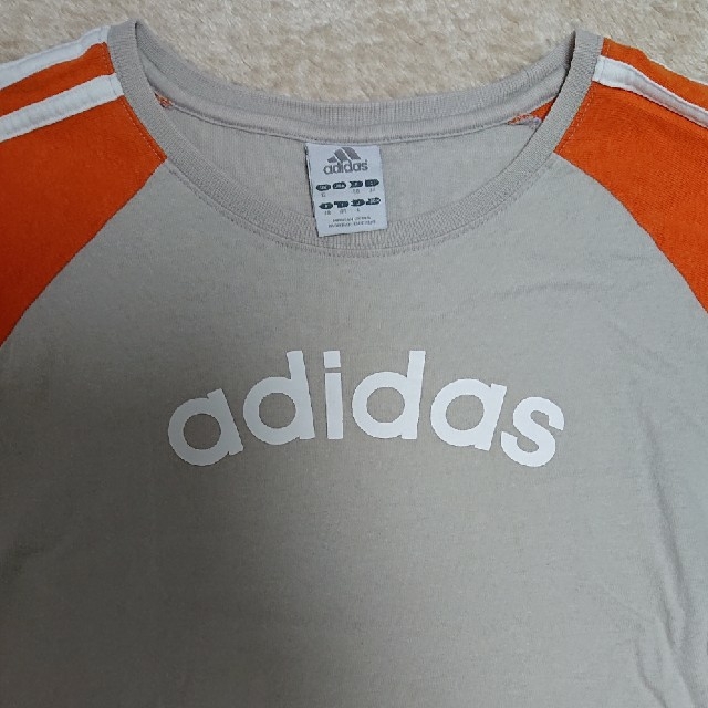 adidas(アディダス)のアディダス Tシャツ Ｌサイズ レディースのトップス(Tシャツ(半袖/袖なし))の商品写真