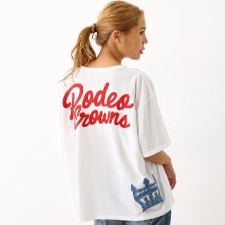 ロデオクラウンズワイドボウル(RODEO CROWNS WIDE BOWL)のホワイト デニムパッチTシャツ (Tシャツ(半袖/袖なし))