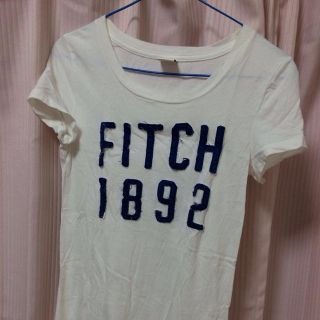 アバクロンビーアンドフィッチ(Abercrombie&Fitch)のアバクロ ロゴTシャツ(Tシャツ(半袖/袖なし))