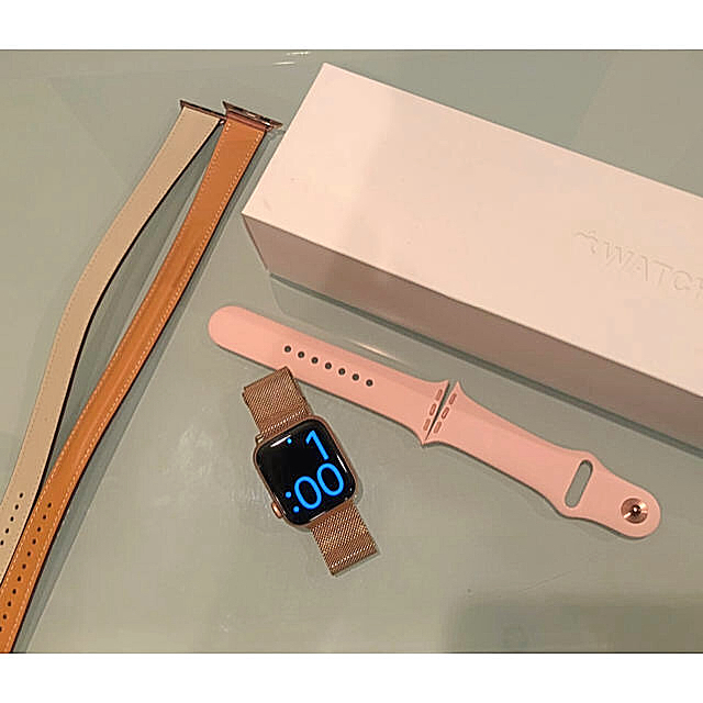 専用【美品】Apple Watch ４ ベルト3本付き アップルウォッチ