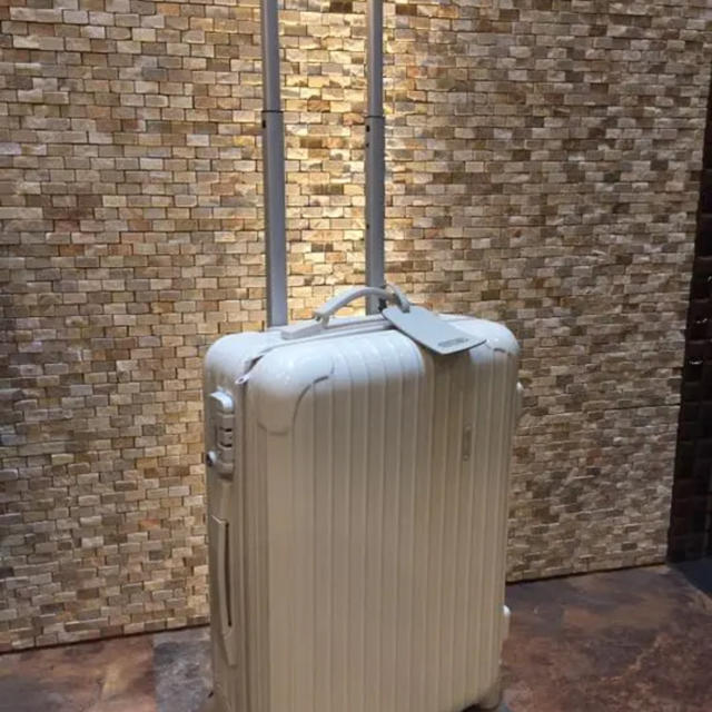 RIMOWA リモワ ユナイテッドアローズ別注 35L 2輪 大胆 RIMOWA リモワ ユナイテッドアローズ別注 35L 2輪 大胆
