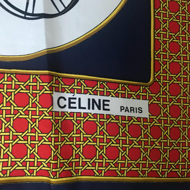 celine(セリーヌ)のCELINE シルクスカーフ レディースのファッション小物(バンダナ/スカーフ)の商品写真