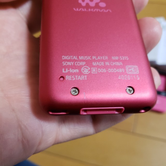 WALKMAN(ウォークマン)のウォークマン　NW-S315 スマホ/家電/カメラのオーディオ機器(ポータブルプレーヤー)の商品写真