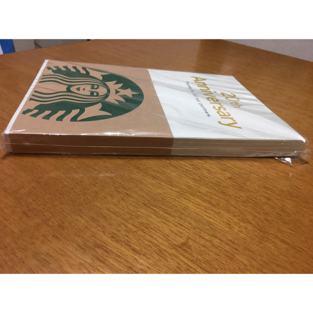 Starbucks Coffee(スターバックスコーヒー)のスターバックス アニバーサリー ブック 【非売品】 エンタメ/ホビーの本(趣味/スポーツ/実用)の商品写真