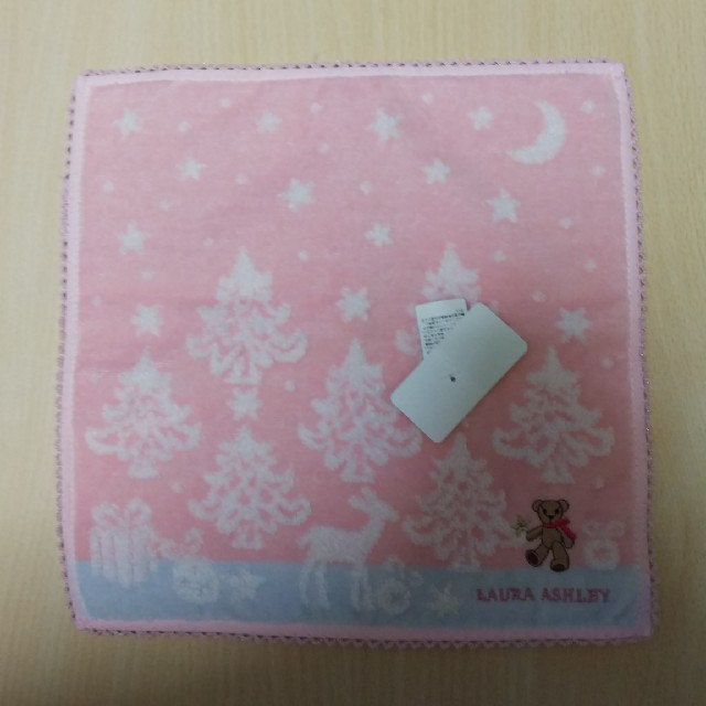 LAURA ASHLEY(ローラアシュレイ)のako☆様専用ローラアシュレイ タオルハンカチ 2枚 新品 ③ レディースのファッション小物(ハンカチ)の商品写真