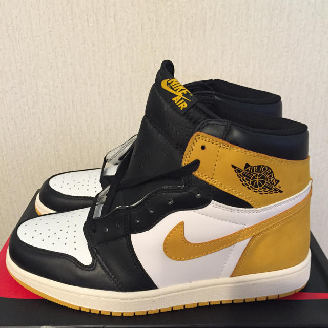 スニーカーAIR  JORDAN 1 RETRO HIGH OG YELLOW OCHRE