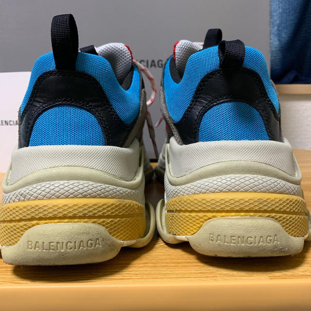 Balenciaga(バレンシアガ)のBALENCIAGA triple s 42 メンズの靴/シューズ(スニーカー)の商品写真