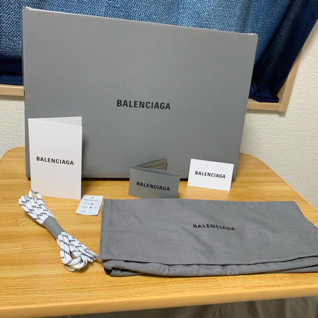 Balenciaga(バレンシアガ)のBALENCIAGA triple s 42 メンズの靴/シューズ(スニーカー)の商品写真