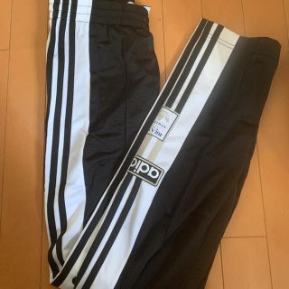 アディダス(adidas)のadidasOriginals ポッパーパンツ ストライプ(カジュアルパンツ)