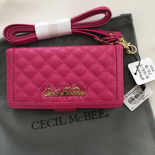 CECIL McBEE(セシルマクビー)の新品 セシルマクビー ショルダー付き ミラー付き iPhoneケース ピンク スマホ/家電/カメラのスマホアクセサリー(iPhoneケース)の商品写真