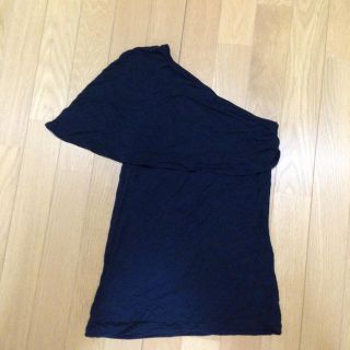 マウジー(moussy)のmoussyワンショルダートップス(カットソー(半袖/袖なし))