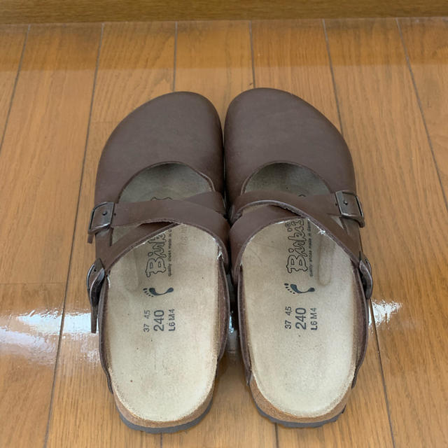 BIRKENSTOCK(ビルケンシュトック)のBIRKENSTOCK ビルキー サボ サンダル こげ茶 ブラウン 37 24 レディースの靴/シューズ(サンダル)の商品写真