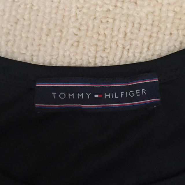 TOMMY HILFIGER(トミーヒルフィガー)のTOMMY トップス （ショート丈 レディースのトップス(Tシャツ(半袖/袖なし))の商品写真