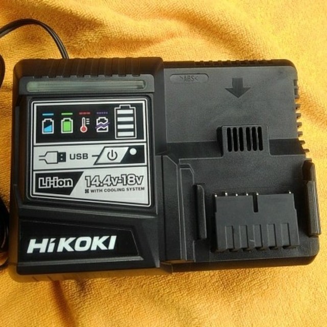 【日立】UC18YDL Hikoki 急速充電器　バッテリー充電器