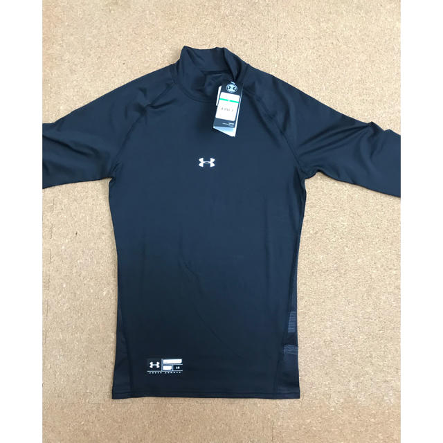 UNDER ARMOUR(アンダーアーマー)のUNDER ARMOUR  メンズランニング 新品 サイズL スポーツ/アウトドアのトレーニング/エクササイズ(トレーニング用品)の商品写真