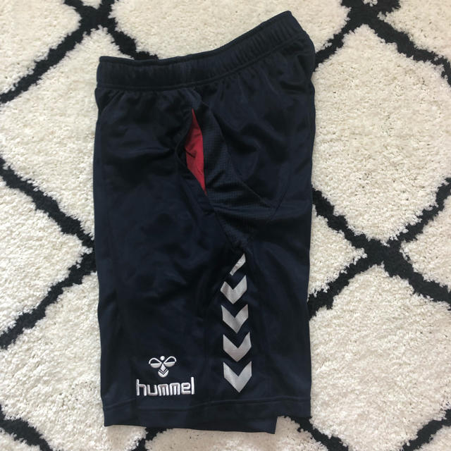 hummel(ヒュンメル)のヒュンメル ハーフパンツ スポーツ/アウトドアのサッカー/フットサル(ウェア)の商品写真