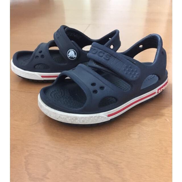 crocs(クロックス)のクロックス サンダル　13㎝ キッズ/ベビー/マタニティのベビー靴/シューズ(~14cm)(サンダル)の商品写真