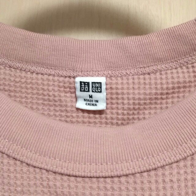 UNIQLO(ユニクロ)のワッフルクルーネックT◆半袖◆メンズ◆Mサイズ◆ピンク◆ユニクロ◆UNIQLO メンズのトップス(Tシャツ/カットソー(半袖/袖なし))の商品写真