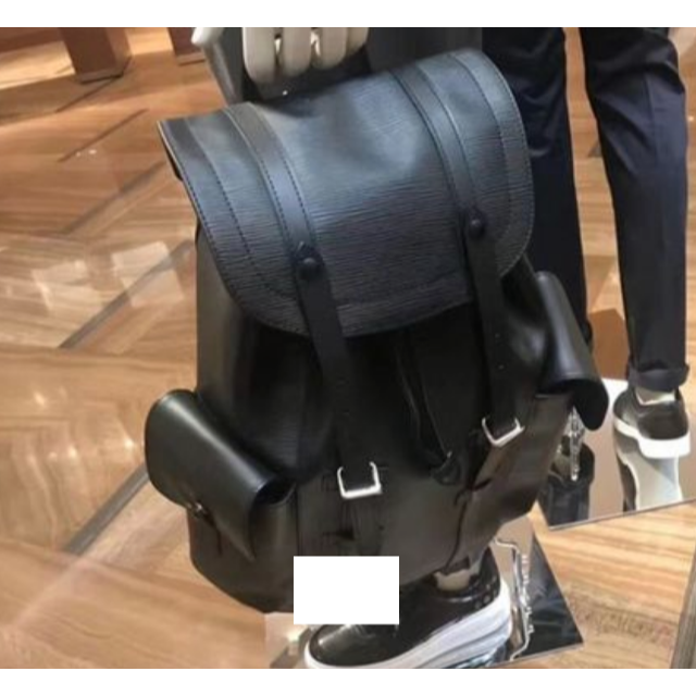 大人気新作 LOUIS VUITTON - 【新作18FW ルイヴィトン☆リュック