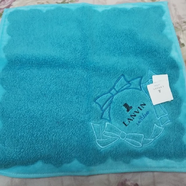 LANVIN en Bleu(ランバンオンブルー)のバービー様専用💗ハンカチ2枚セット レディースのファッション小物(ハンカチ)の商品写真