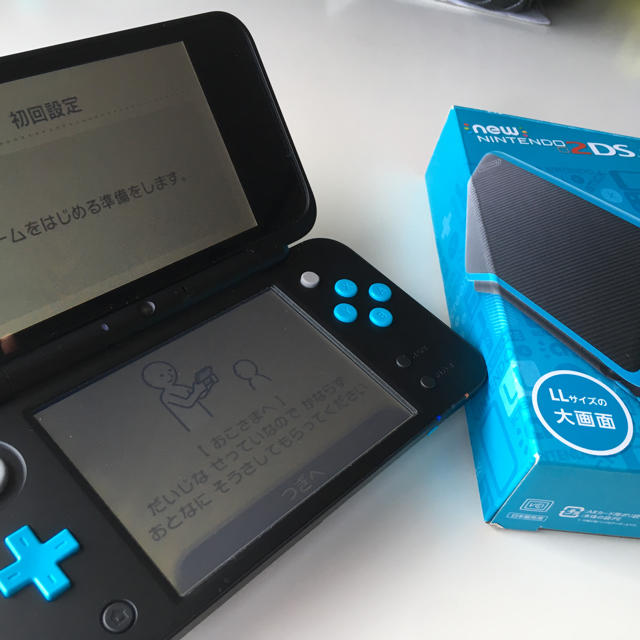 NINTENDO 2DS LL