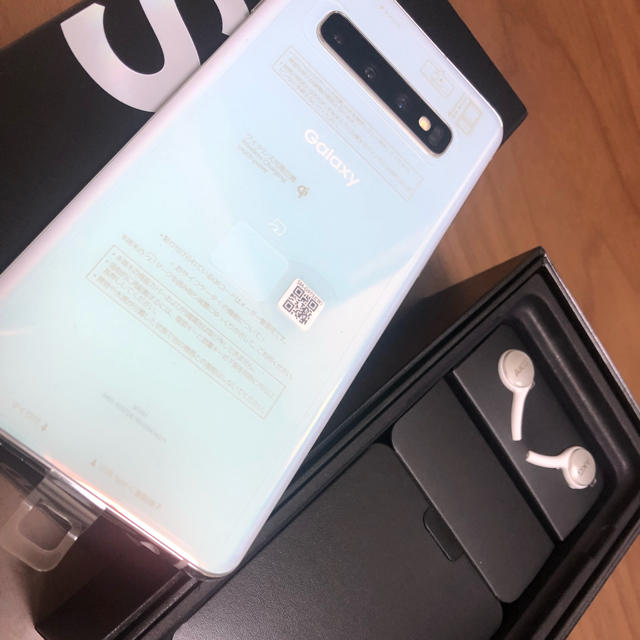 Galaxy S10 SCV41 SIMロック解除済 新品