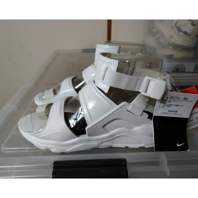 新品タグ付NIKE WMNS AIR HUARACHE GLADIATOR 24