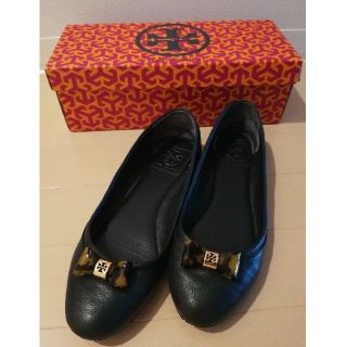 トリーバーチ(Tory Burch)のトリーバーチ★レザーフラットシューズ36.5ネイビー★toryburchファビオ(バレエシューズ)