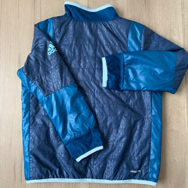 adidas(アディダス)のアディダス ウィンドブレーカー 120 キッズ/ベビー/マタニティのキッズ服男の子用(90cm~)(ジャケット/上着)の商品写真