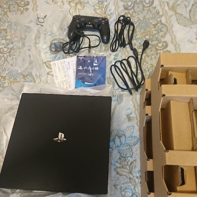 PS4pro 1TB CUH7200 デビルメイクライ5 4付き