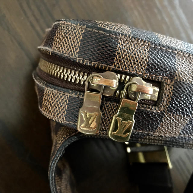 LOUIS VUITTON(ルイヴィトン)のLOUIS VUITTON ショルダーバッグ（正規品） メンズのバッグ(ショルダーバッグ)の商品写真