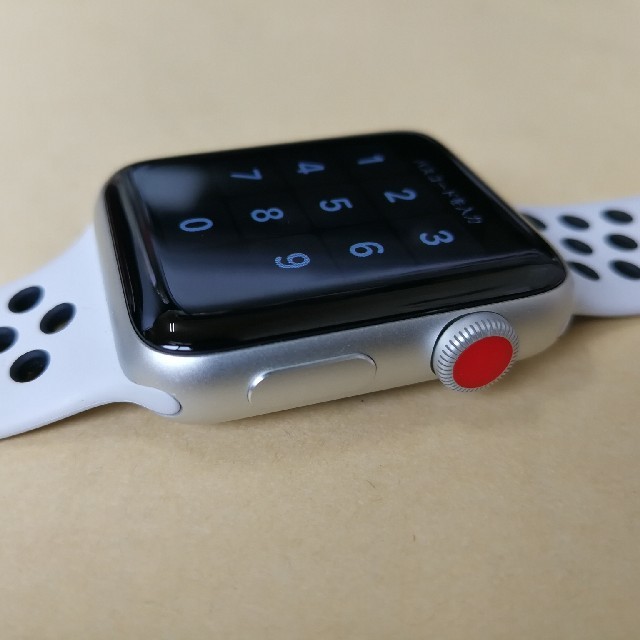 Apple Watch - AppleWatch Series3Nike+ GPS Cellular42mmの通販 by 柑橘娘's shop｜アップルウォッチならラクマ 再入荷