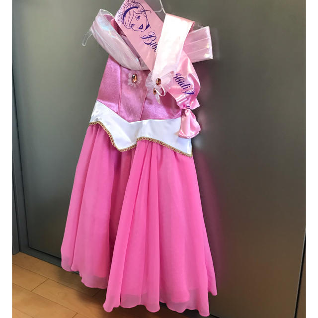 Disney(ディズニー)のビビディバビディブティック オーロラ姫 ドレス 100cm サッシュあり キッズ/ベビー/マタニティのキッズ服女の子用(90cm~)(ドレス/フォーマル)の商品写真