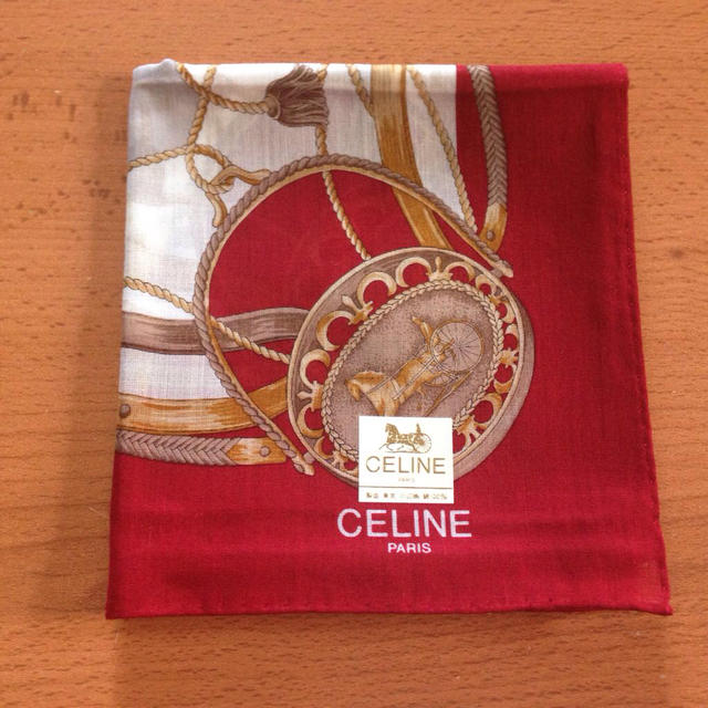 celine(セリーヌ)のCELINE❤︎ハンカチ レディースのファッション小物(ハンカチ)の商品写真