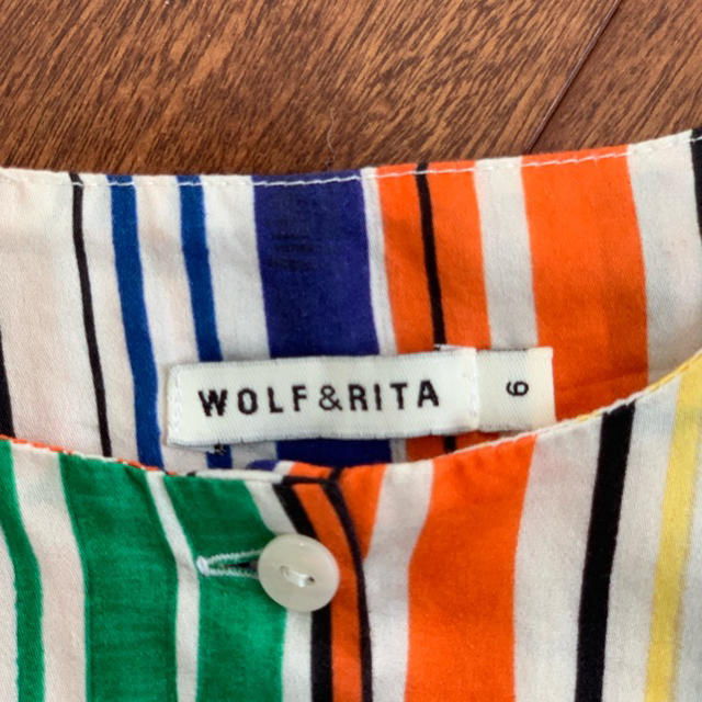 wolf&rita ウォルフアンドリタ フリルブラウス マルチカラー 6Y  キッズ/ベビー/マタニティのキッズ服女の子用(90cm~)(ブラウス)の商品写真