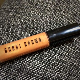 ボビイブラウン(BOBBI BROWN)のBOBBI BROWN リップグロス(リップグロス)