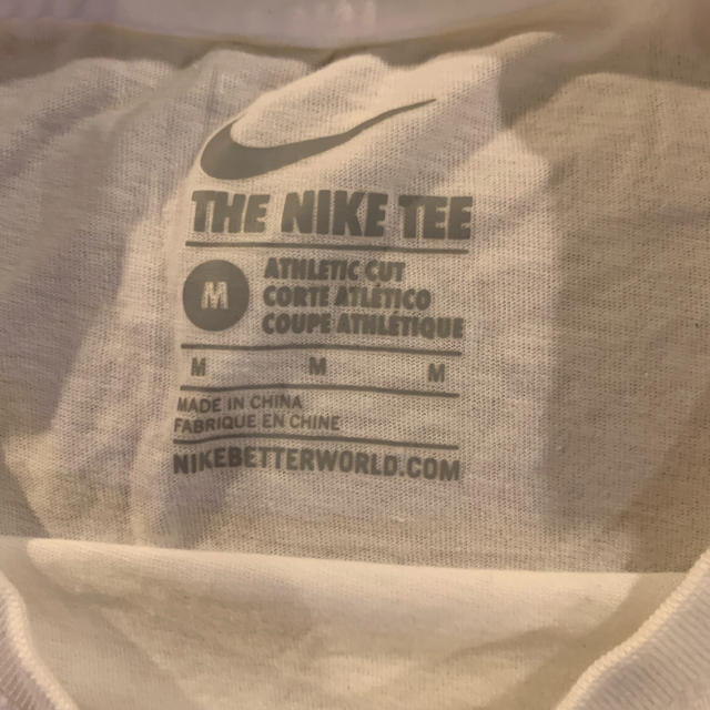 NIKE(ナイキ)のナイキＴシャツ レディースのトップス(Tシャツ(半袖/袖なし))の商品写真