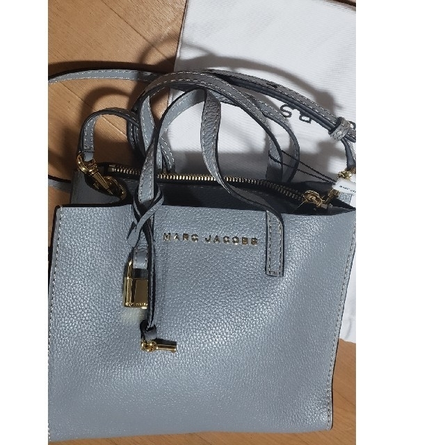 MARC JACOBS(マークジェイコブス)のマークジェイコブス　The Grind Mini Grind ROCK GREY レディースのバッグ(ショルダーバッグ)の商品写真