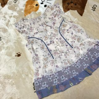 ジルスチュアート(JILLSTUART)のジルスチュアート 小花柄ブラウス(シャツ/ブラウス(半袖/袖なし))