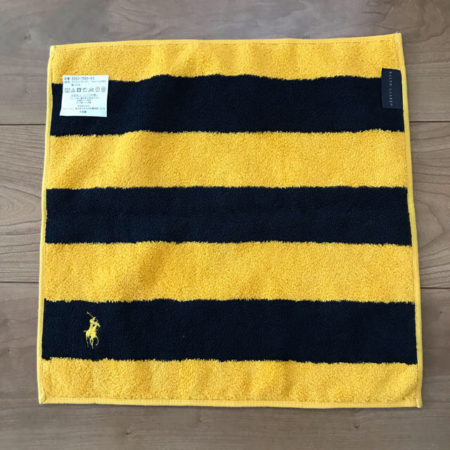 POLO RALPH LAUREN(ポロラルフローレン)の【新品】国内正規！POLOラルフローレン★タオルハンカチ★ボーダー柄（黄x紺） メンズのファッション小物(ハンカチ/ポケットチーフ)の商品写真