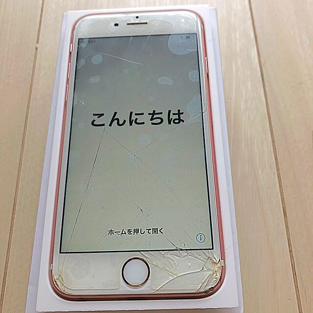 Softbank(ソフトバンク)のiPhone6s 64G ローズゴールド 画面割れ Softbank スマホ/家電/カメラのスマートフォン/携帯電話(スマートフォン本体)の商品写真