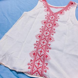 カージュ(Khaju)のカージュ ノースリーブ(タンクトップ)