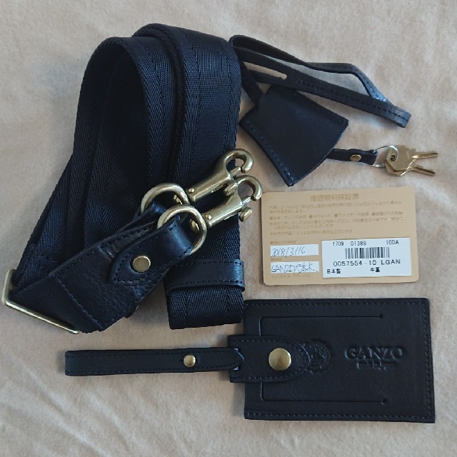 GANZO(ガンゾ)の美品中古 ガンゾ GANZO ボストンバッグ 7QS-H 黒 ストラップ付き メンズのバッグ(ボストンバッグ)の商品写真