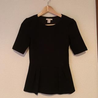 エイチアンドエム(H&M)のH&M トップス 半袖 裾フリル ブラック(カットソー(半袖/袖なし))