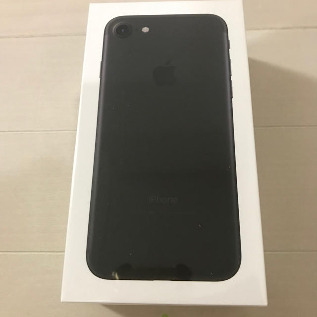 お気に入りの 新品未開封 iPhone7 32GB 黒 ブラック 1/5